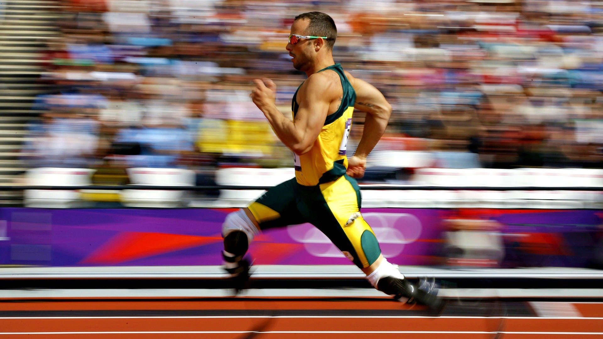 卢卡库爆发撕裂防线，牙买加闪电战轻取米兰神话