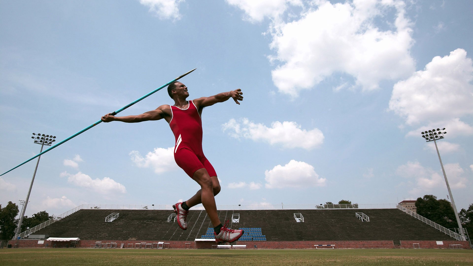 范弗利特，从落选秀到硬仗之王，他如何用雷霆手段淘汰国王